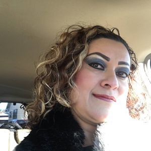 Meet your Posher, Edith